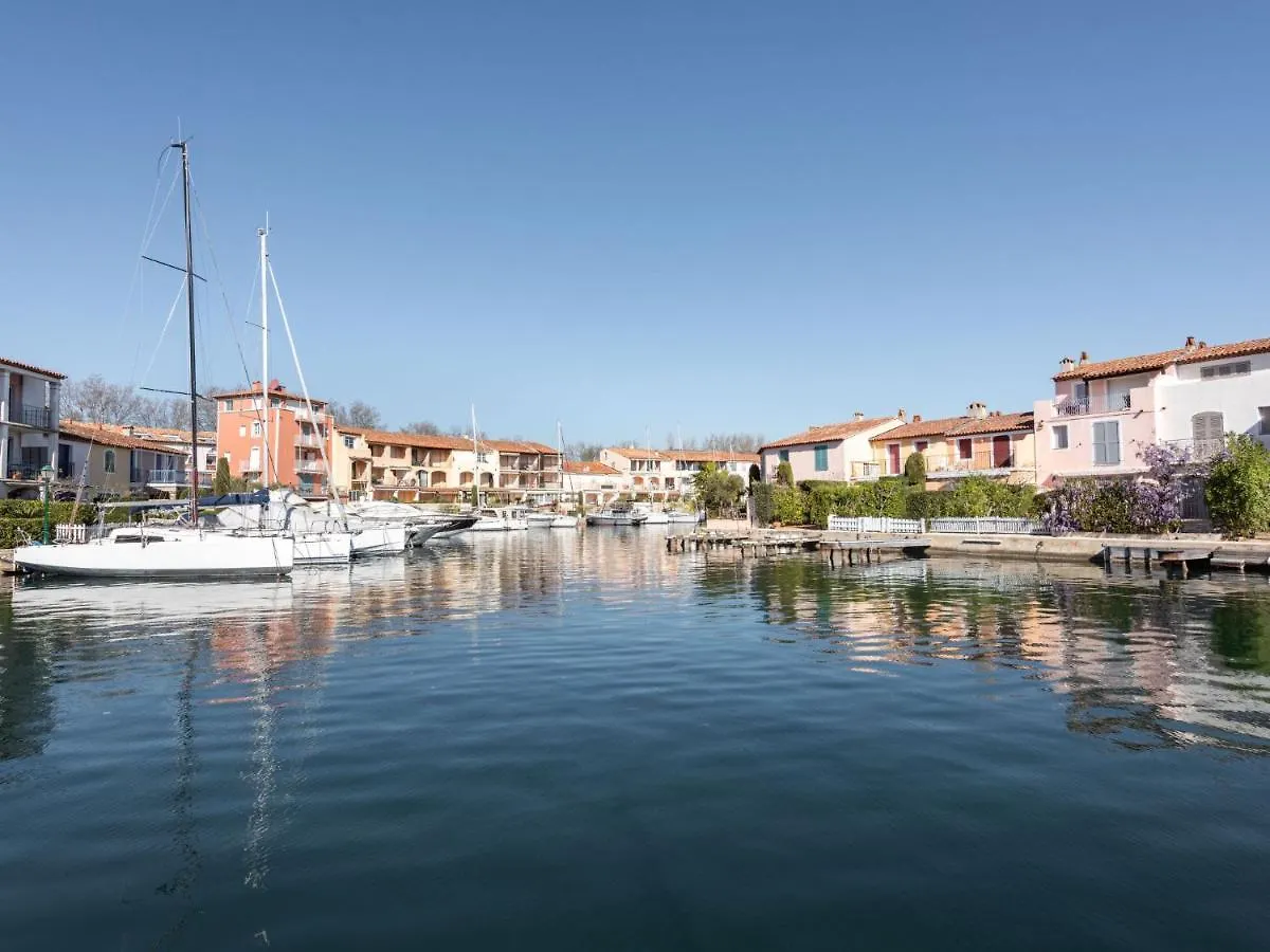 Apartment Grand Bassin Grimaud